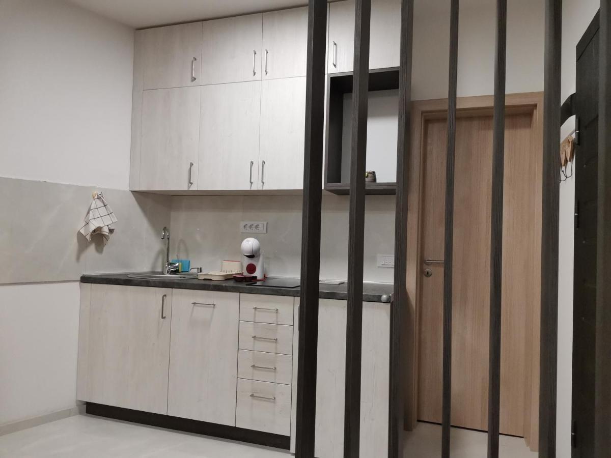 Apartman Centar 3 우지체 외부 사진