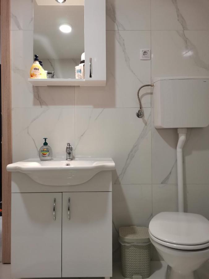 Apartman Centar 3 우지체 외부 사진